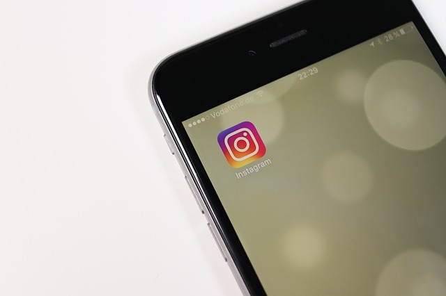 How to Use Instagram to Promote Your Business and Drive Sales