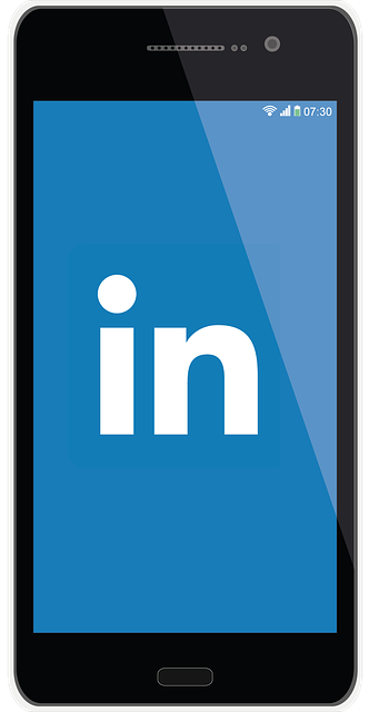 How To Keep Better Tabs on Your LinkedIn Connections