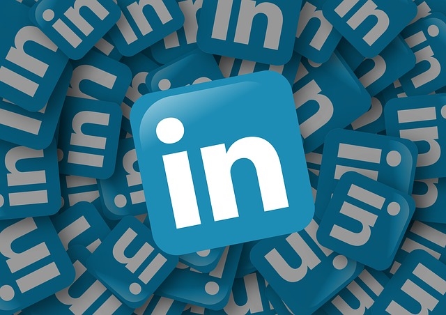 Using LinkedIn to Stay Relevant to Recruiters