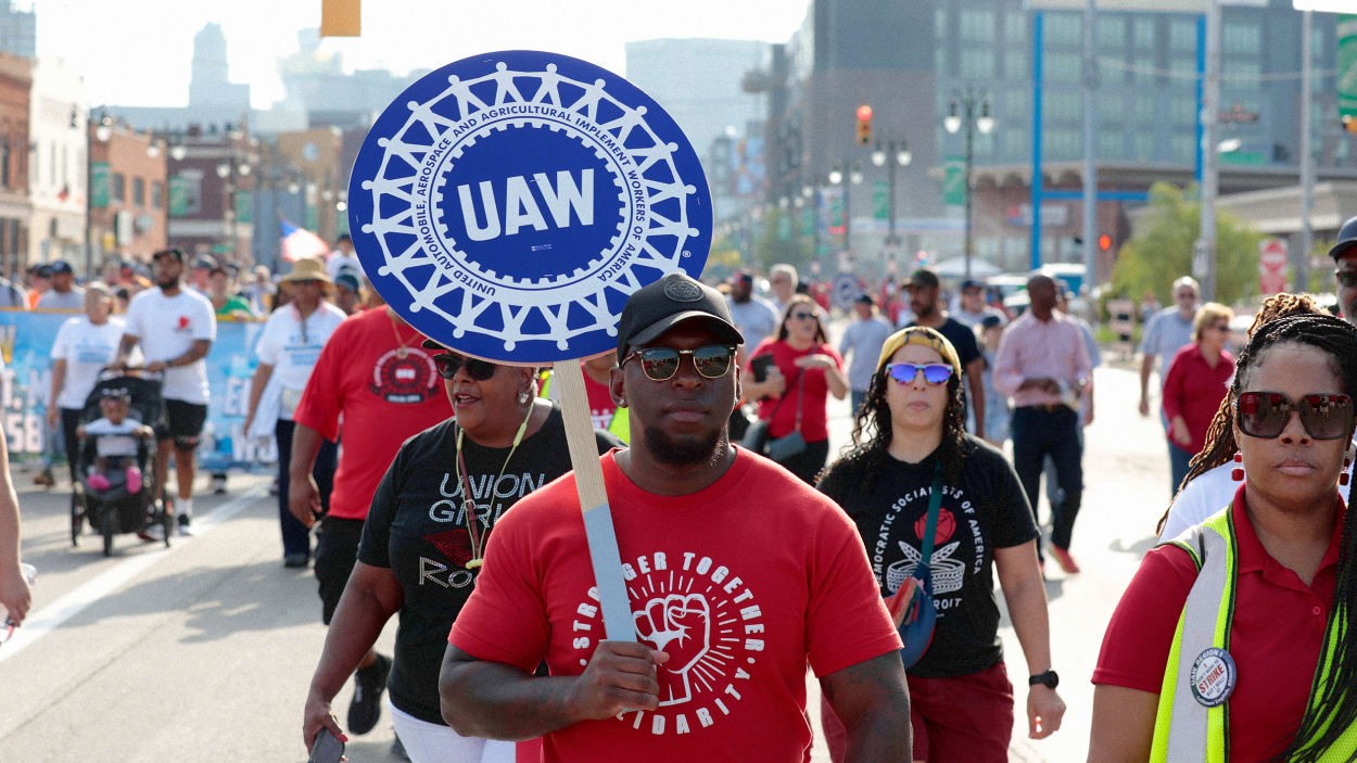 UAW will go on strike at all Big Three automakers for the first time in 88 years