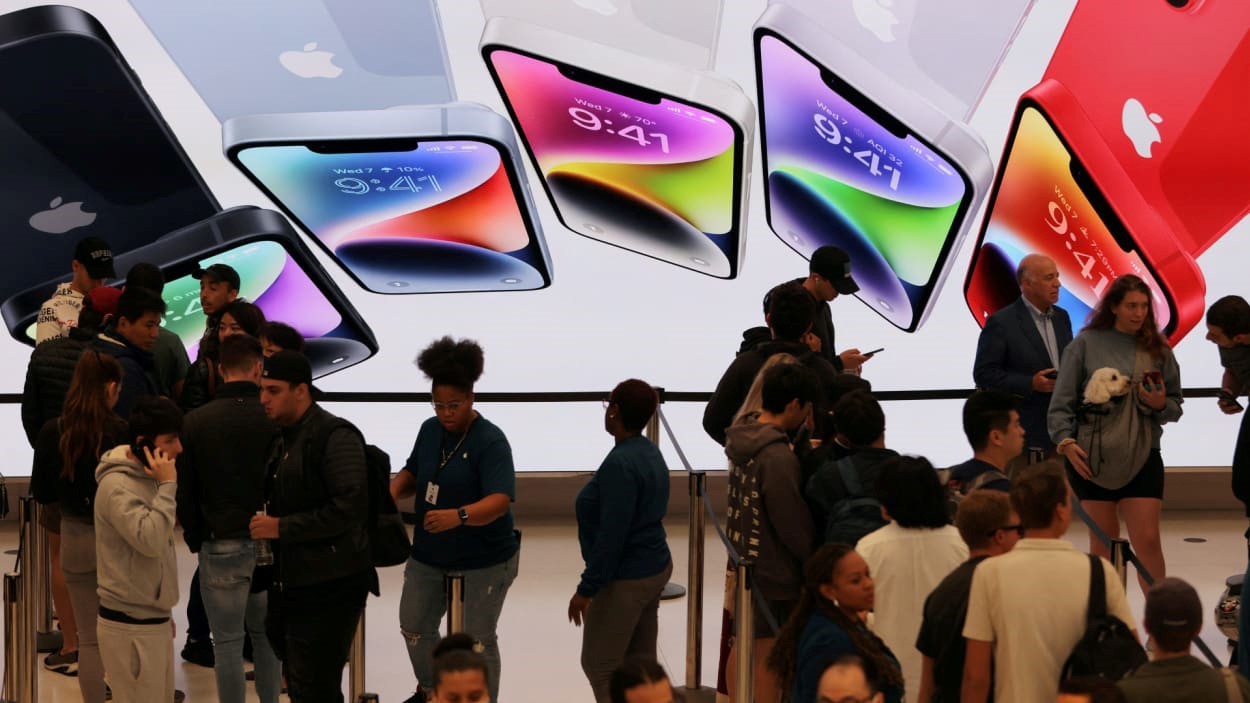 Apple revenue jumps 2%, but sliding iPhone sales in China worry investors