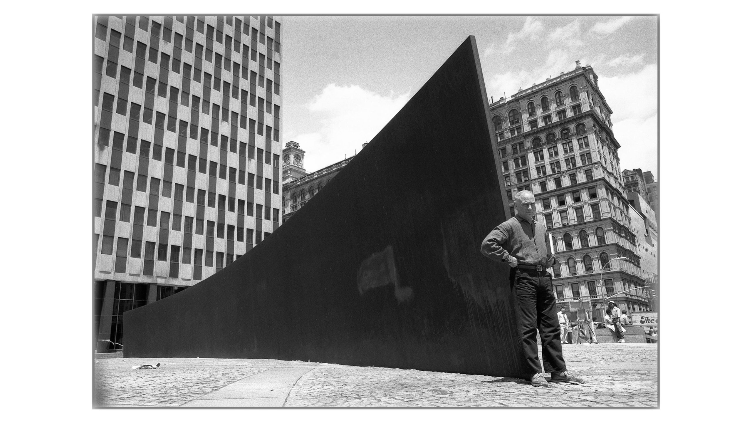 Sculptor Richard Serra, renowned ‘poet of iron’ is dead at 85