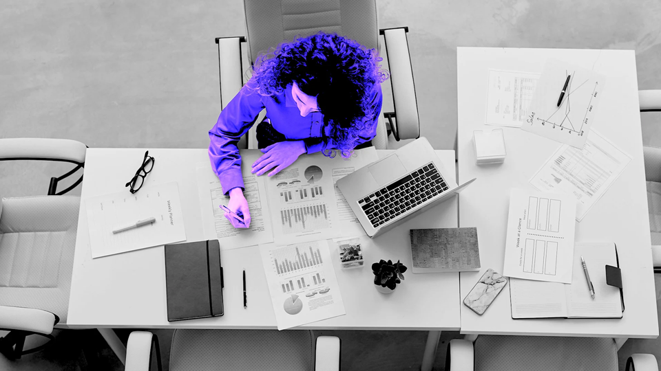 In the face of a lousy job market, many Gen Zers are taking the leap into solopreneurship In the face of a lousy job market, many Gen Zers are taking the leap into solopreneurship