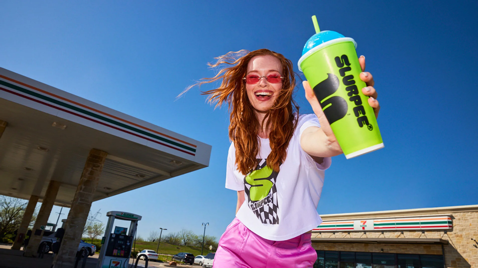 The trick to getting 7-Eleven’s $1 Slurpees this summer is knowing the schedule | DeviceDaily.com The trick to getting 7-Eleven’s $1 Slurpees this summer is knowing the schedule | DeviceDaily.com