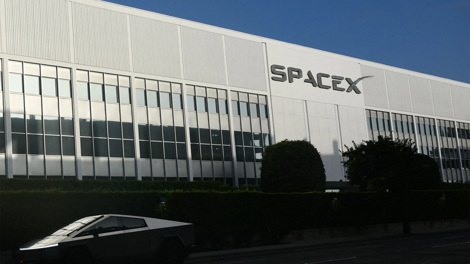 SpaceX IPO update: Latest SPCX stock price, trading start time for closely watched Nasdaq debut | DeviceDaily.com