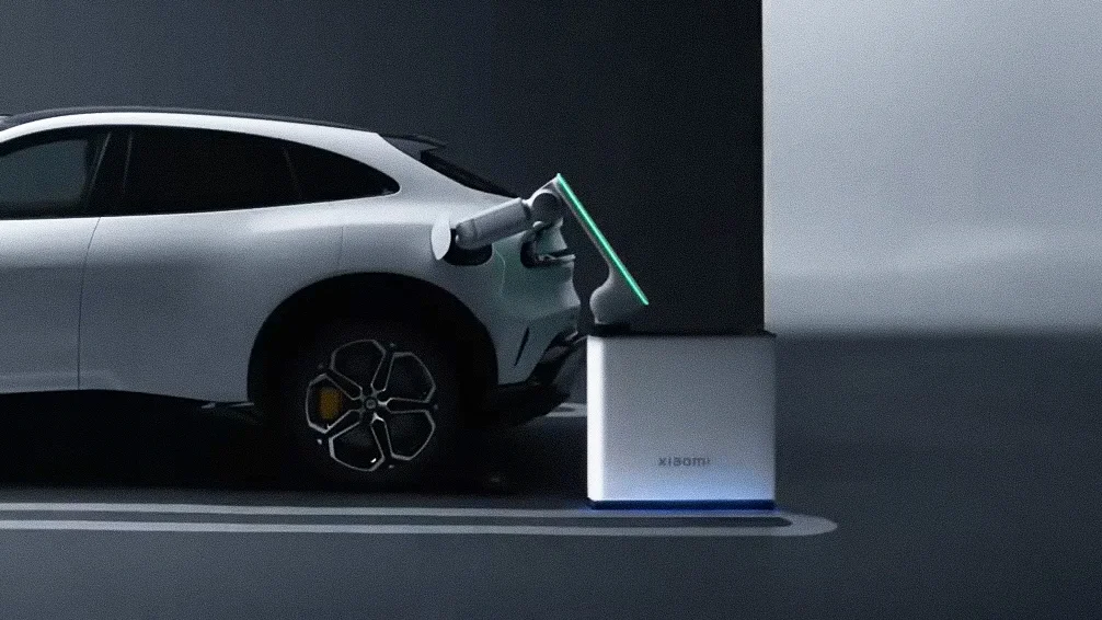This robotic arm charges your EV so you don’t have to | DeviceDaily.com This robotic arm charges your EV so you don’t have to | DeviceDaily.com