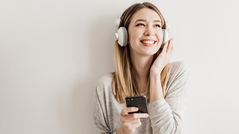 What is a Bluetooth codec and which one offers the best audio quality? | DeviceDaily.com What is a Bluetooth codec and which one offers the best audio quality? | DeviceDaily.com